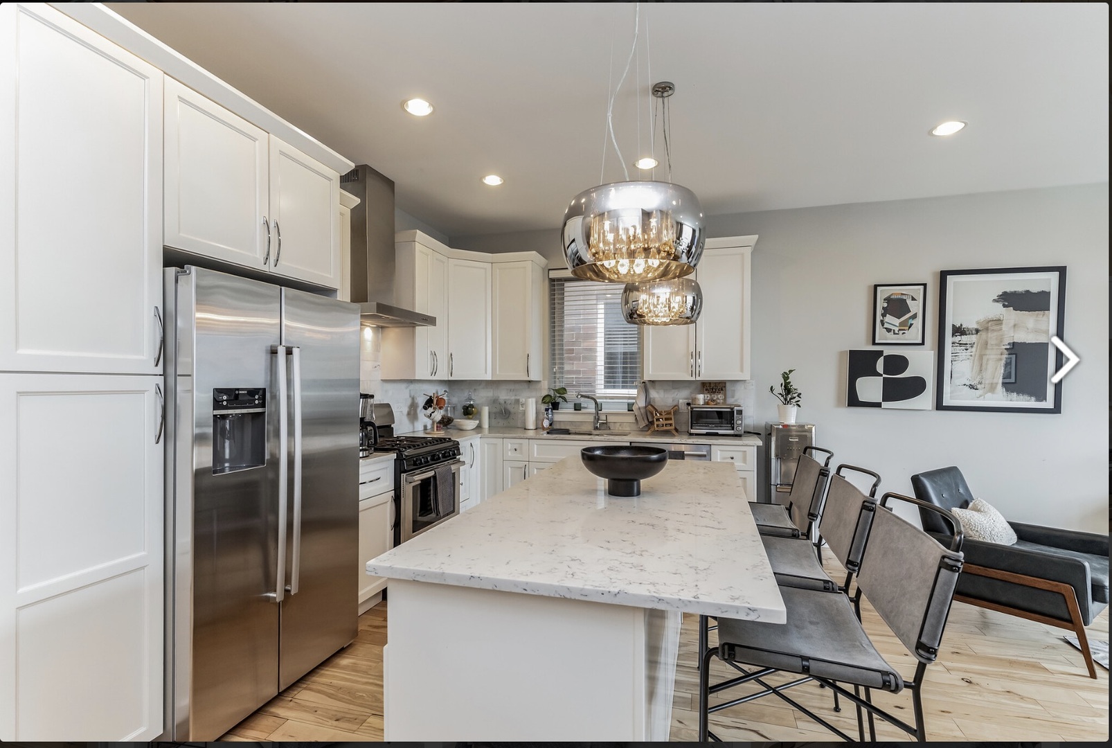 3215 N Elston Avenue Unit: 2S