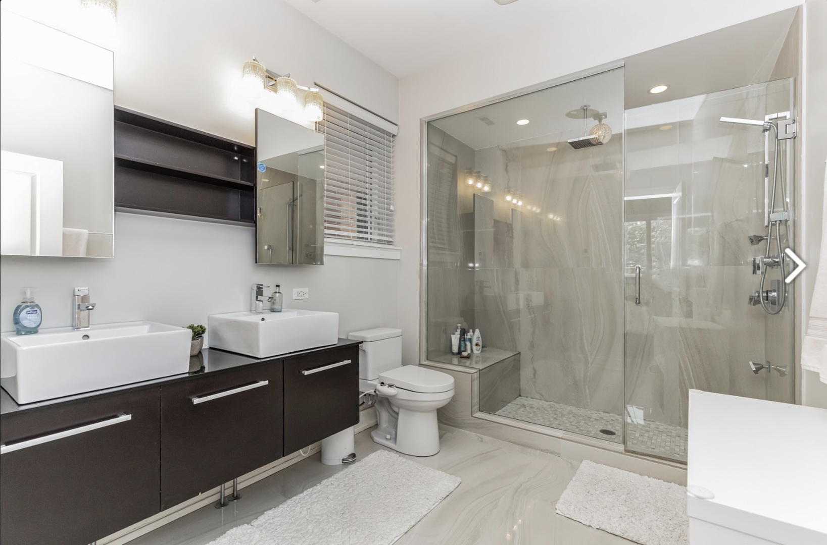 3215 N Elston Avenue Unit: 2S