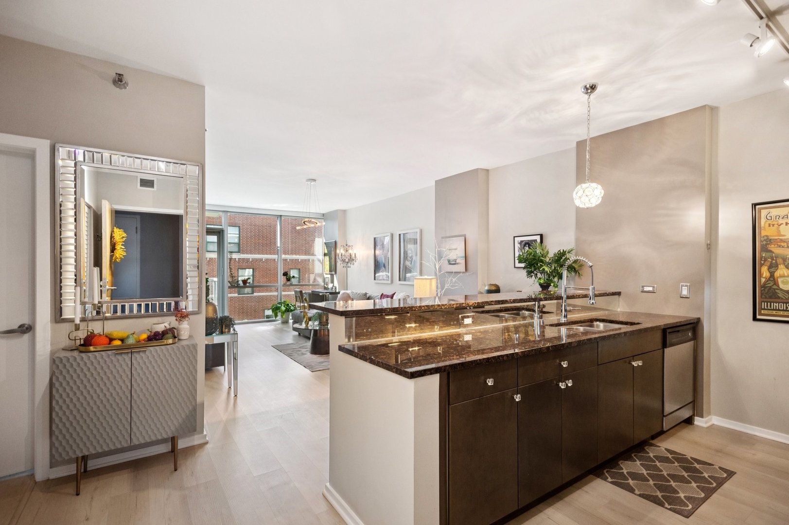 123 S Green Street Unit: 409B