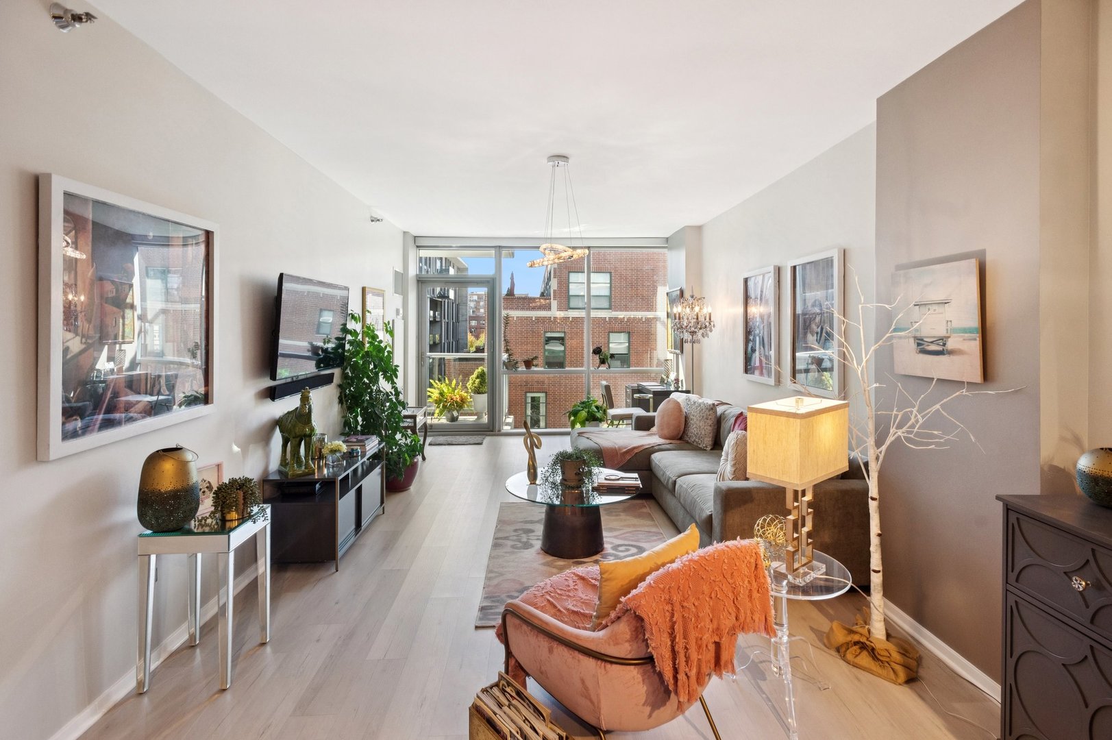 123 S Green Street Unit: 409B