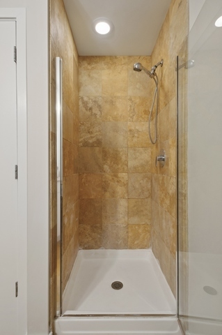 123 S Green Street Unit: 409B