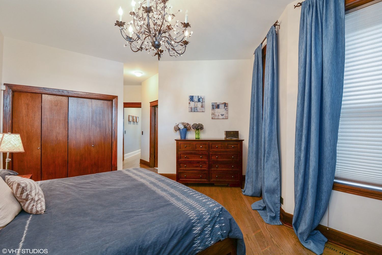 2608 N DAYTON Street Unit: 1S