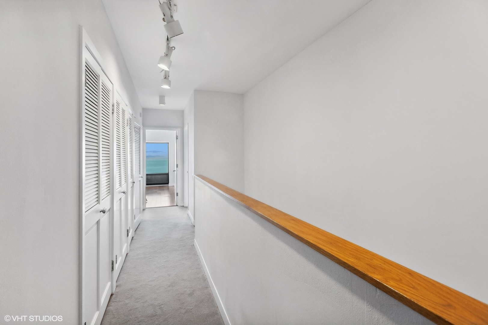 1100 N Lake Shore Drive Unit: 33A