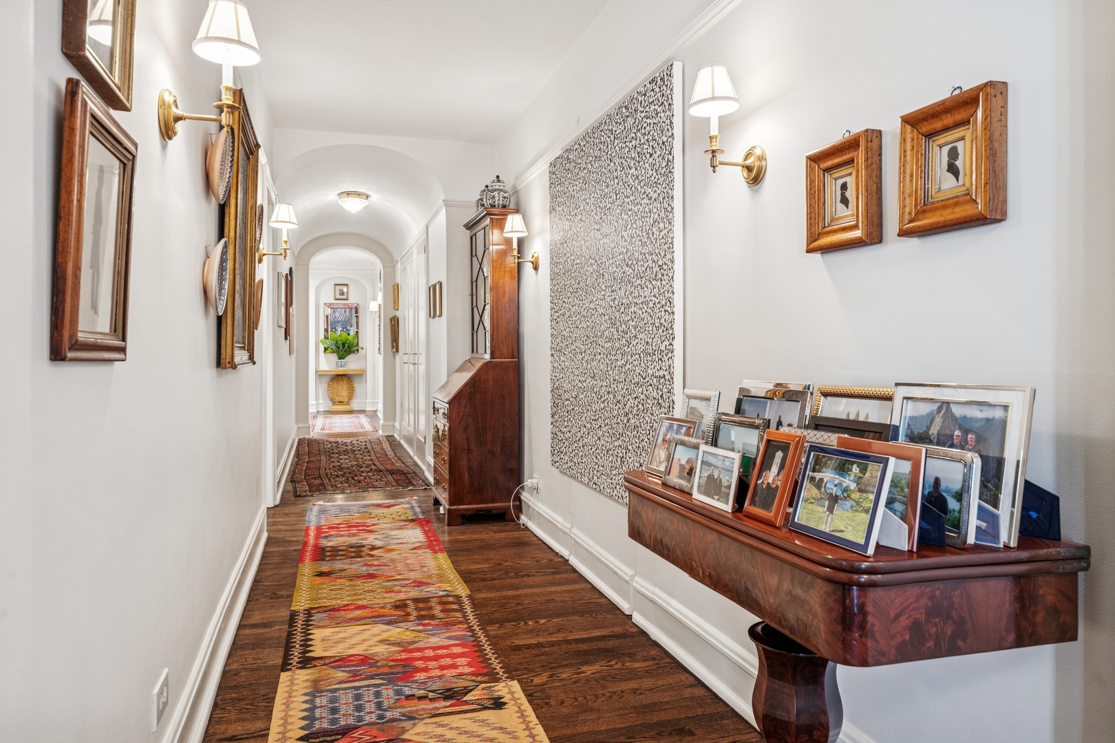 3300 N LAKE SHORE Drive Unit: 15A