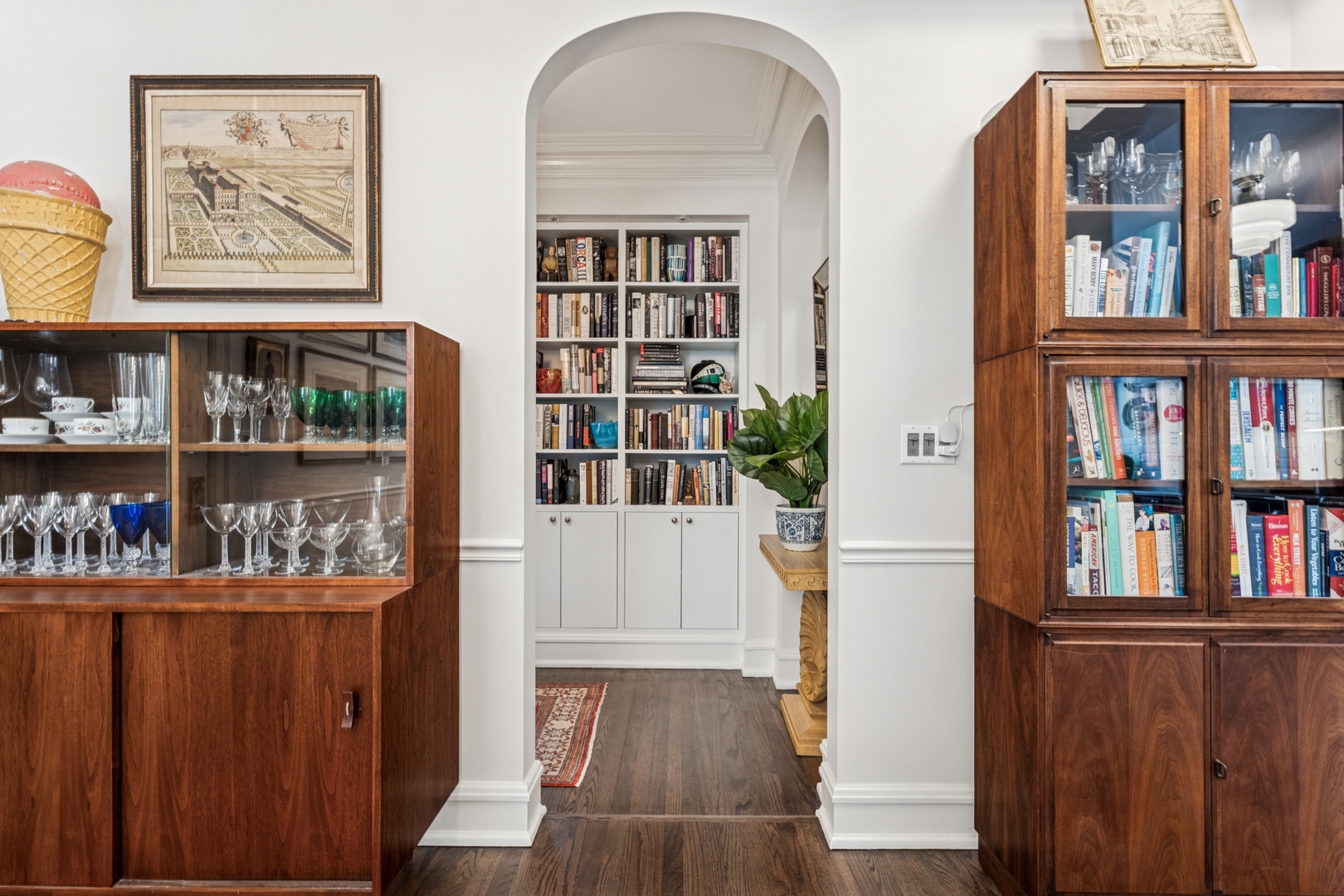 3300 N LAKE SHORE Drive Unit: 15A