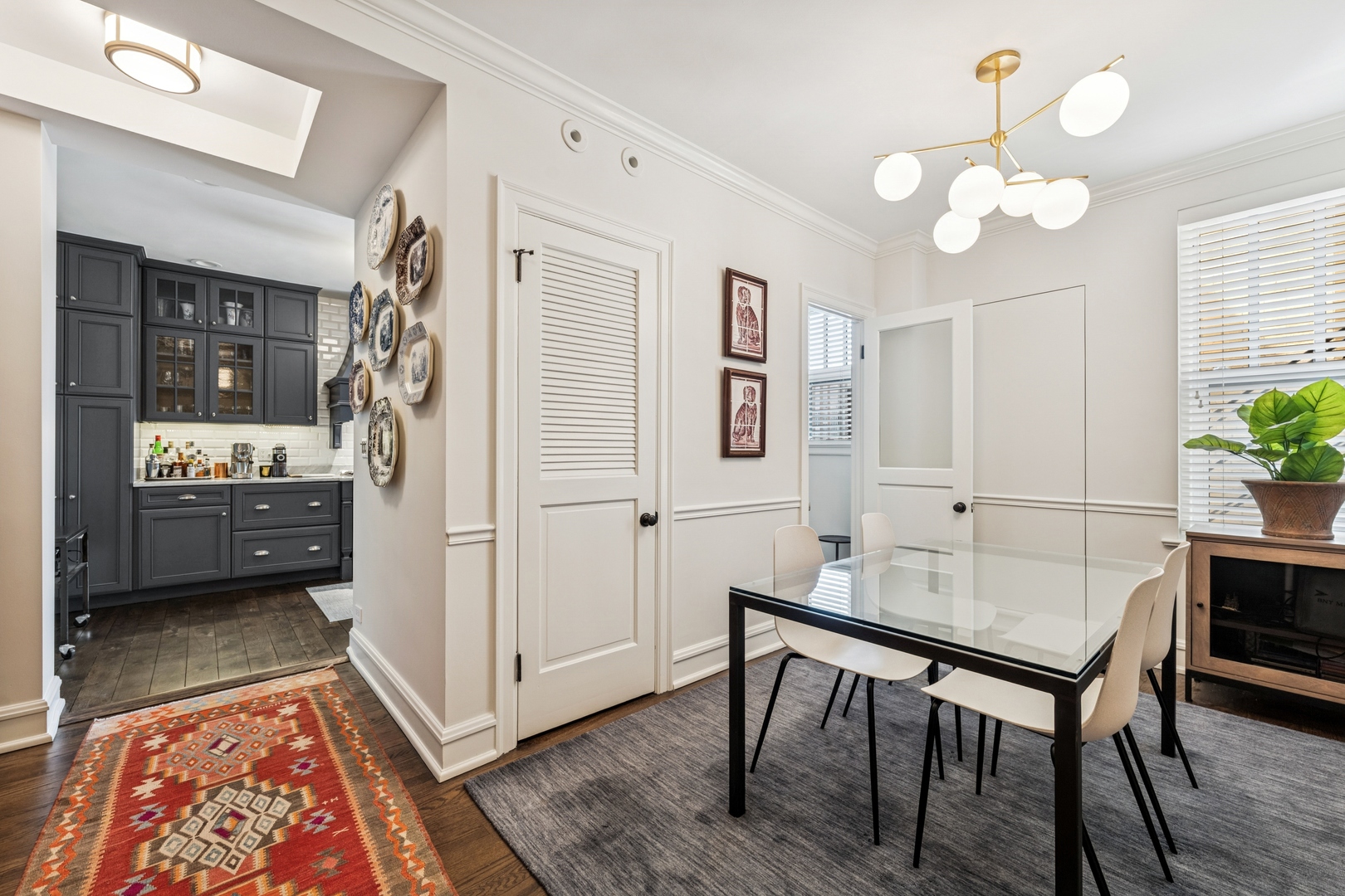 3300 N LAKE SHORE Drive Unit: 15A