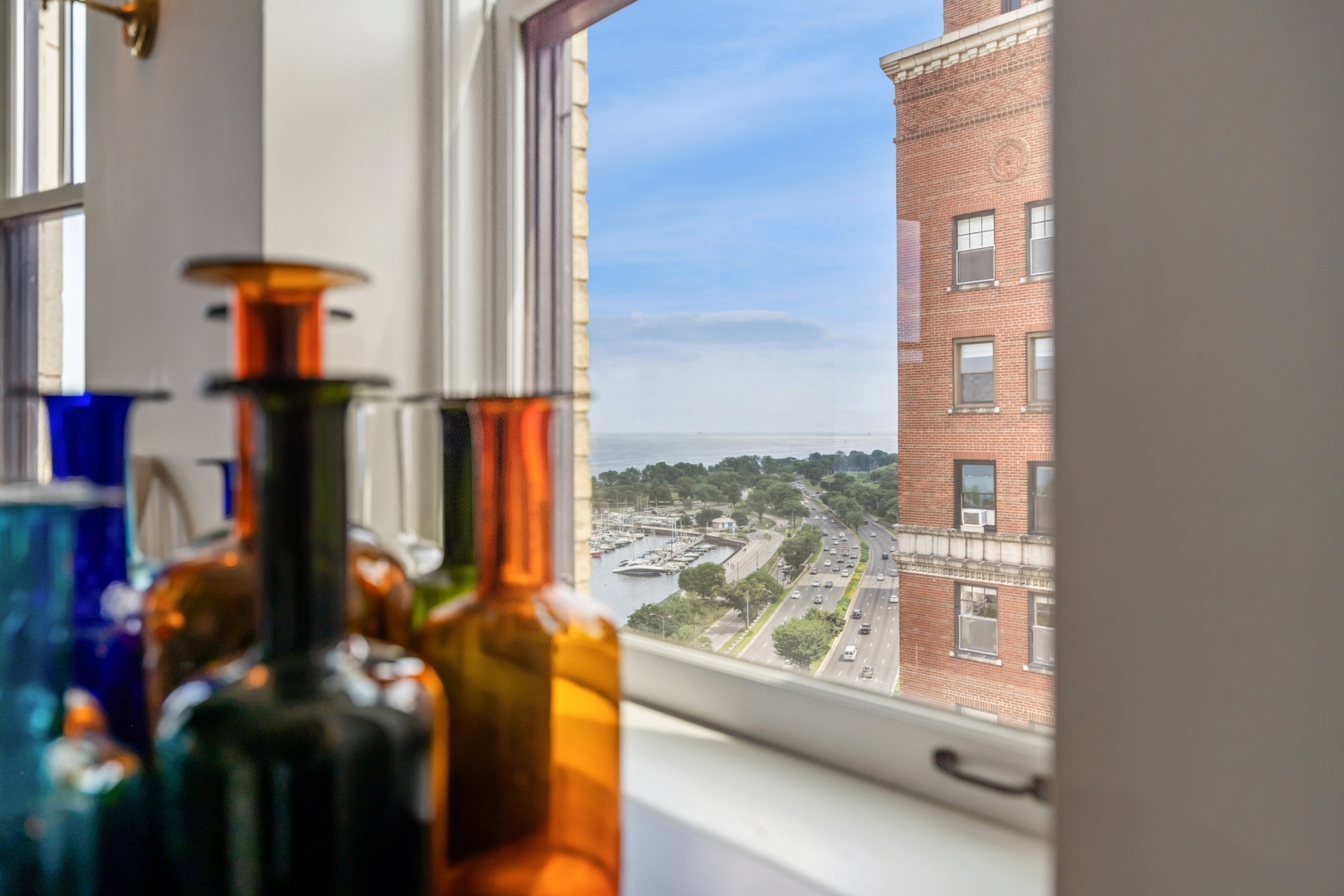 3300 N LAKE SHORE Drive Unit: 15A