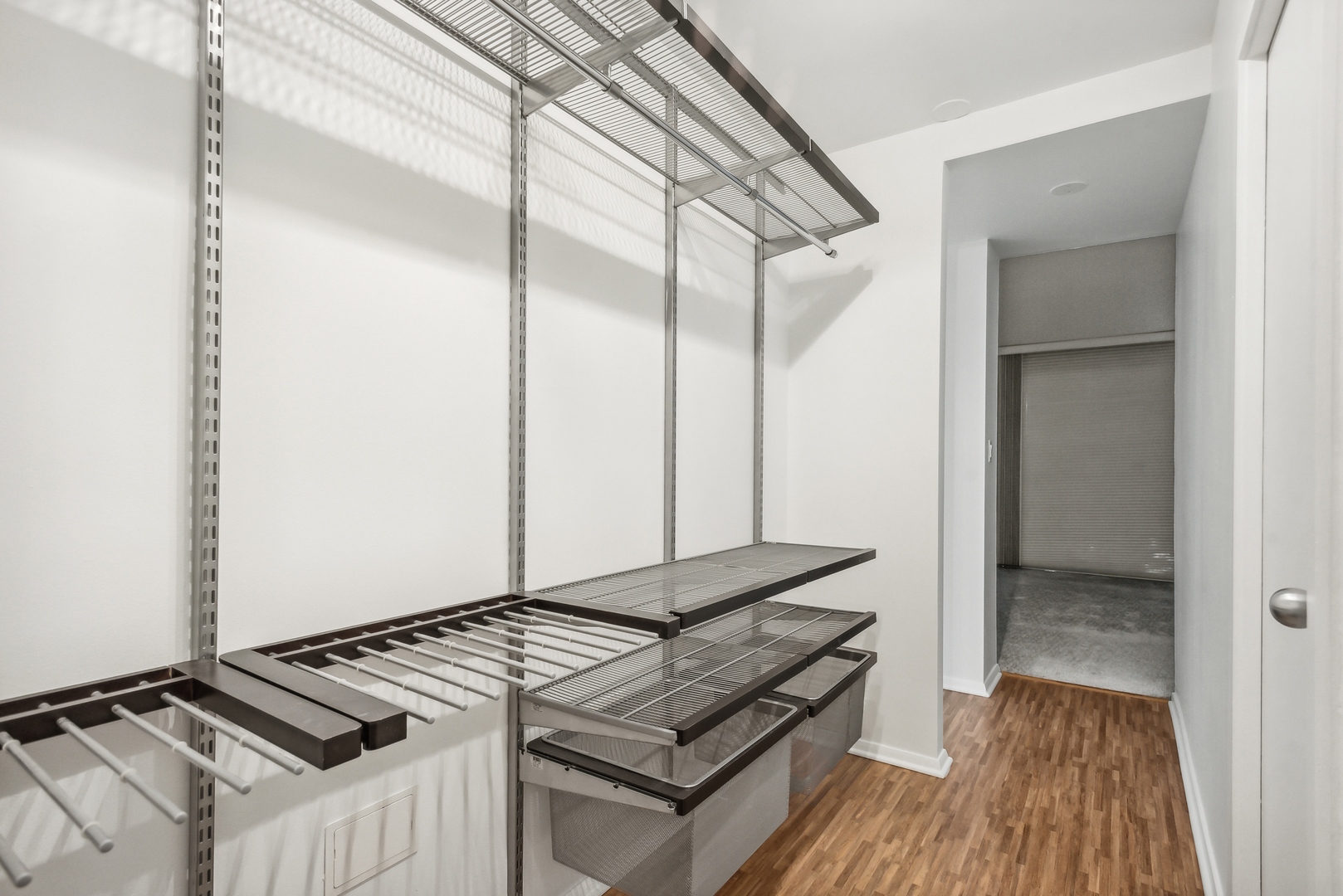 21 W Goethe Street Unit: 17K