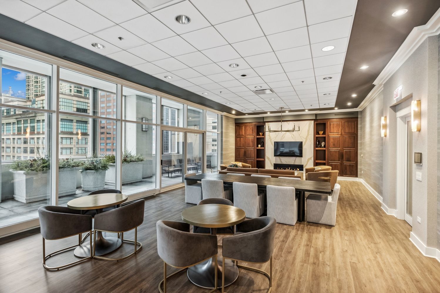 55 E Erie Street Unit: 4301