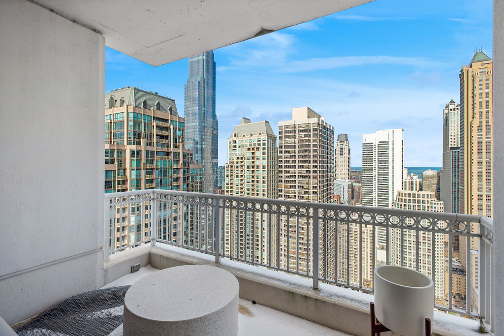 55 E Erie Street Unit: 4301