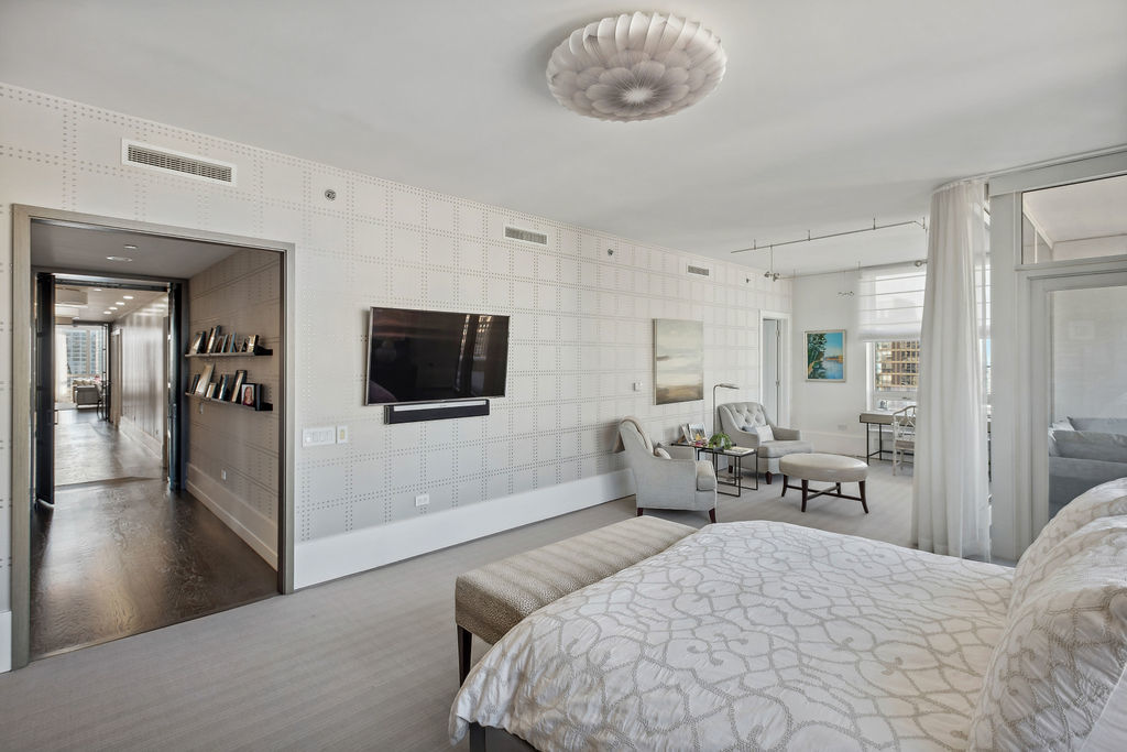 55 E Erie Street Unit: 4301