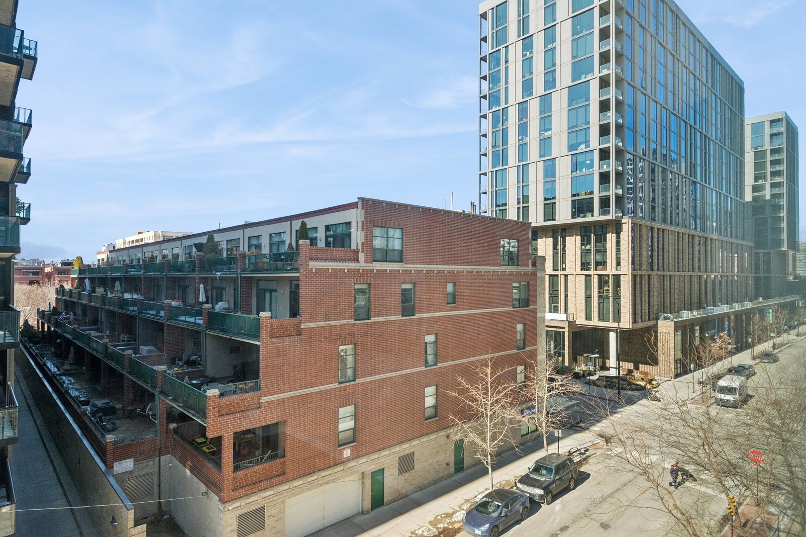 123 S Green Street Unit: 408B