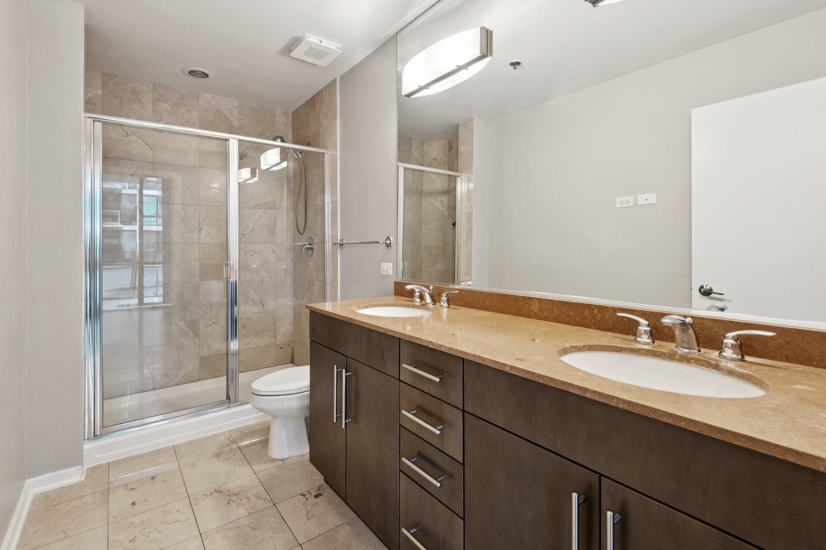 123 S Green Street Unit: 408B