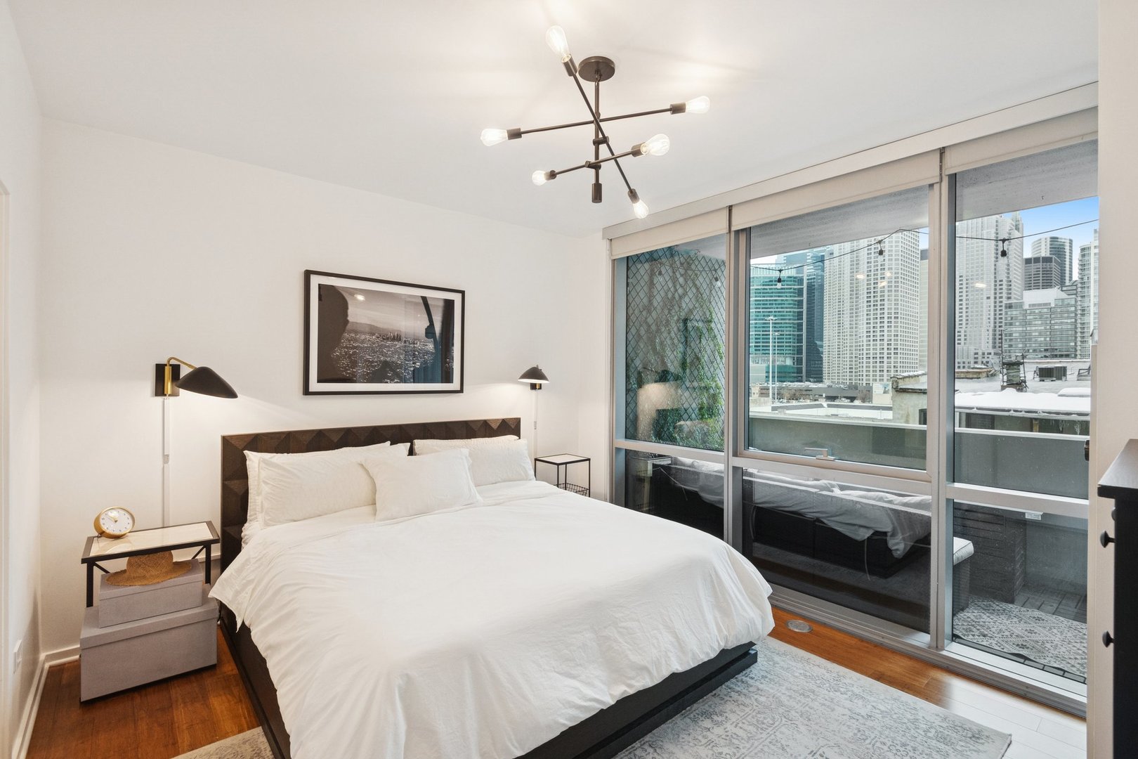 125 S Green Street Unit: 506A