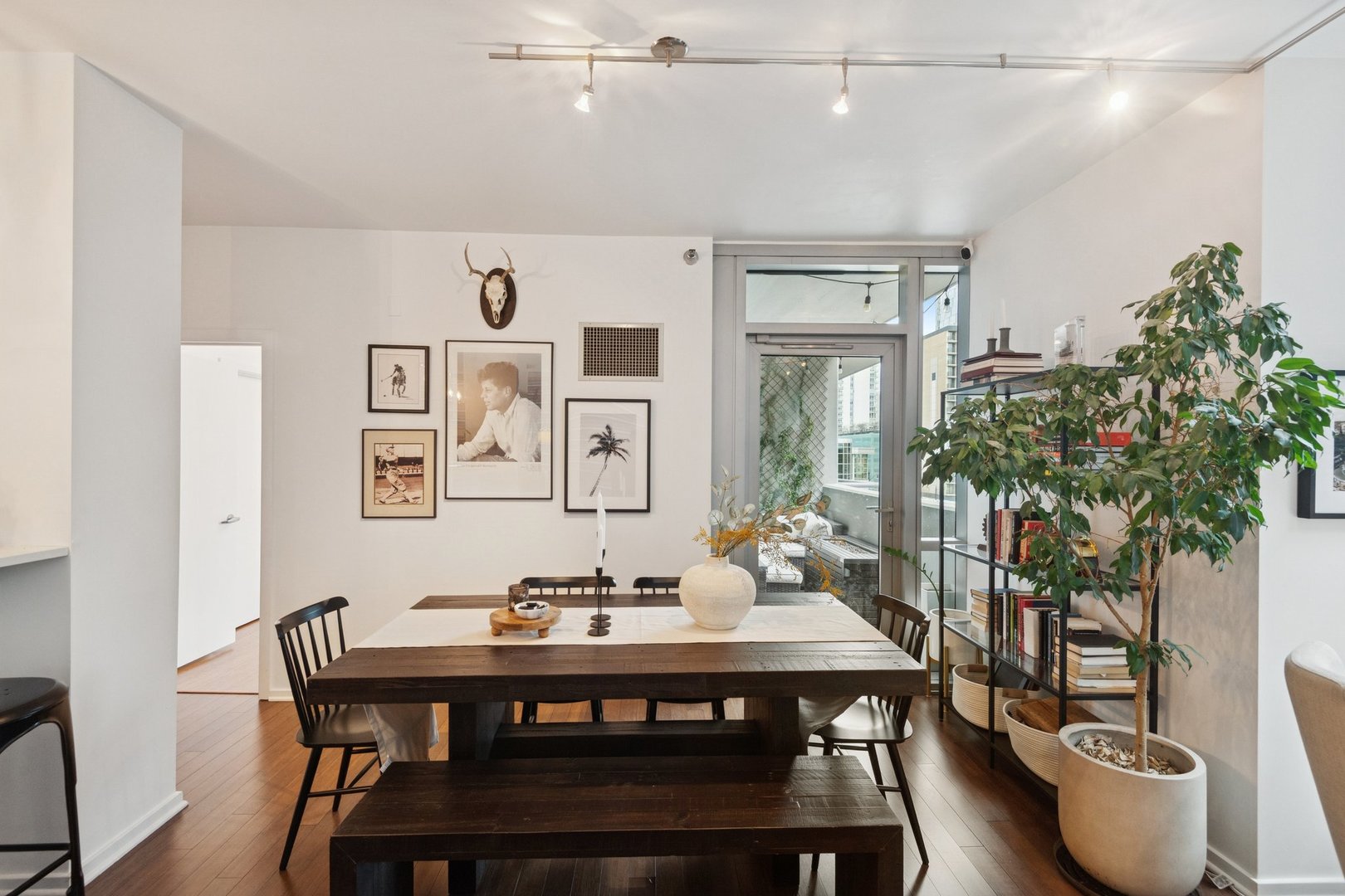 125 S Green Street Unit: 506A