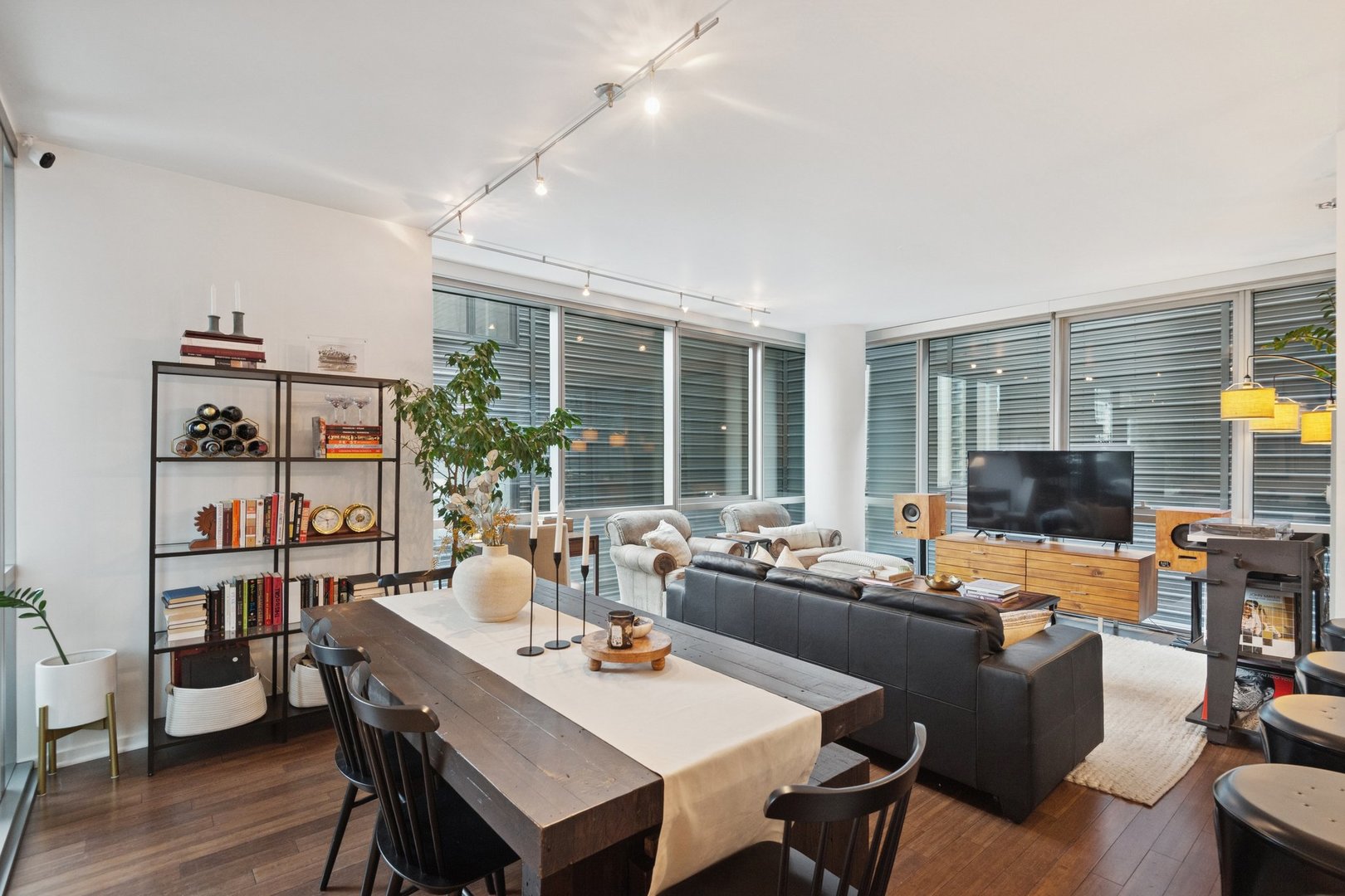 125 S Green Street Unit: 506A