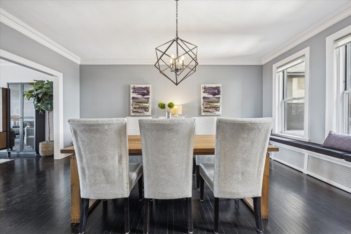 3530 N Lake Shore Drive Unit: 11B