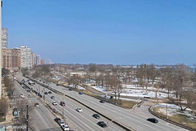 3530 N Lake Shore Drive Unit: 7A