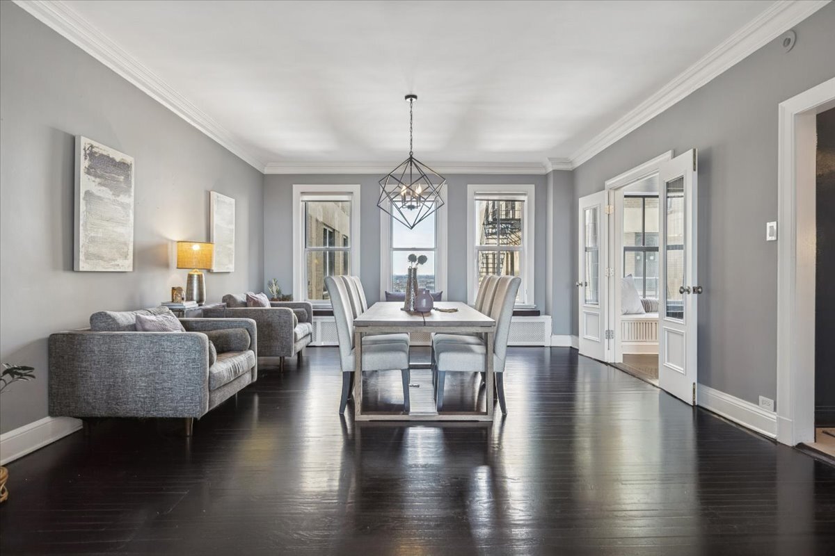 3530 N Lake Shore Drive Unit: 11B