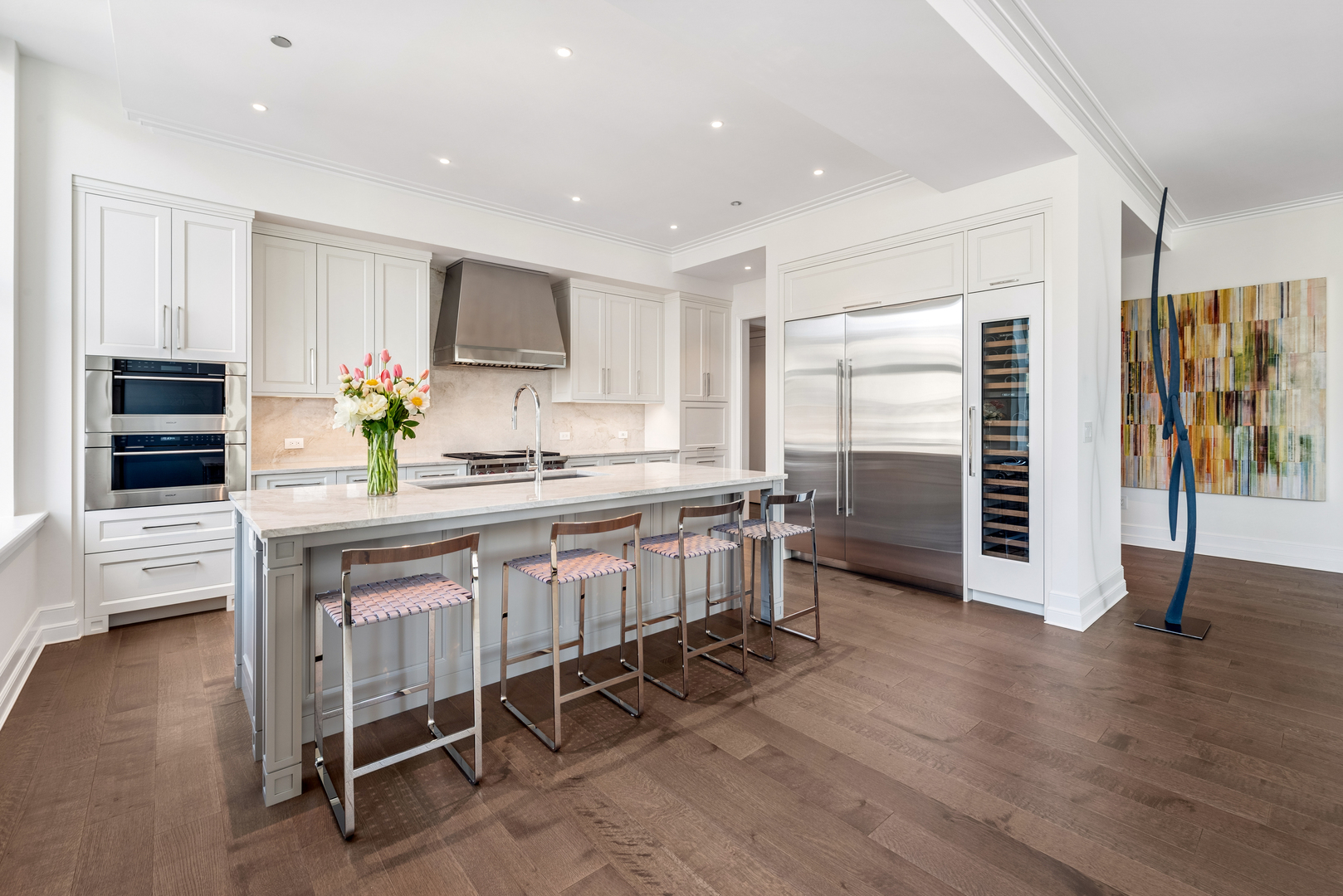 435 N Michigan Avenue Unit: 1803