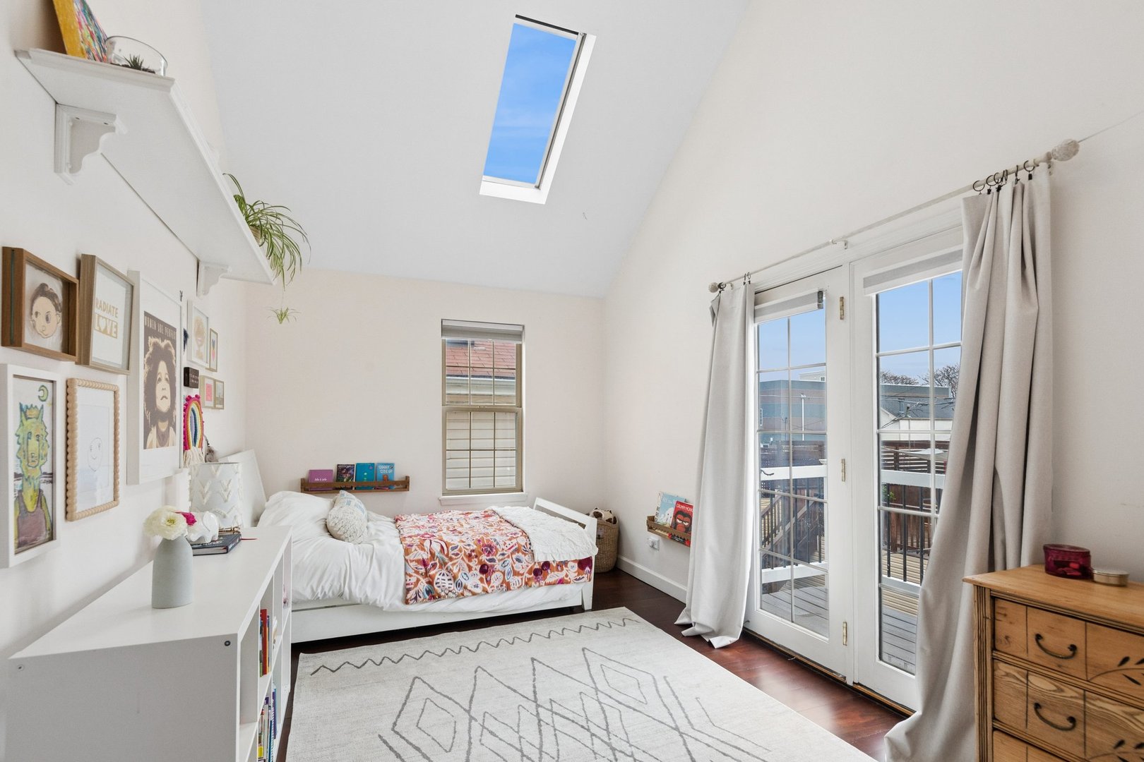 1803 N Fairfield Avenue