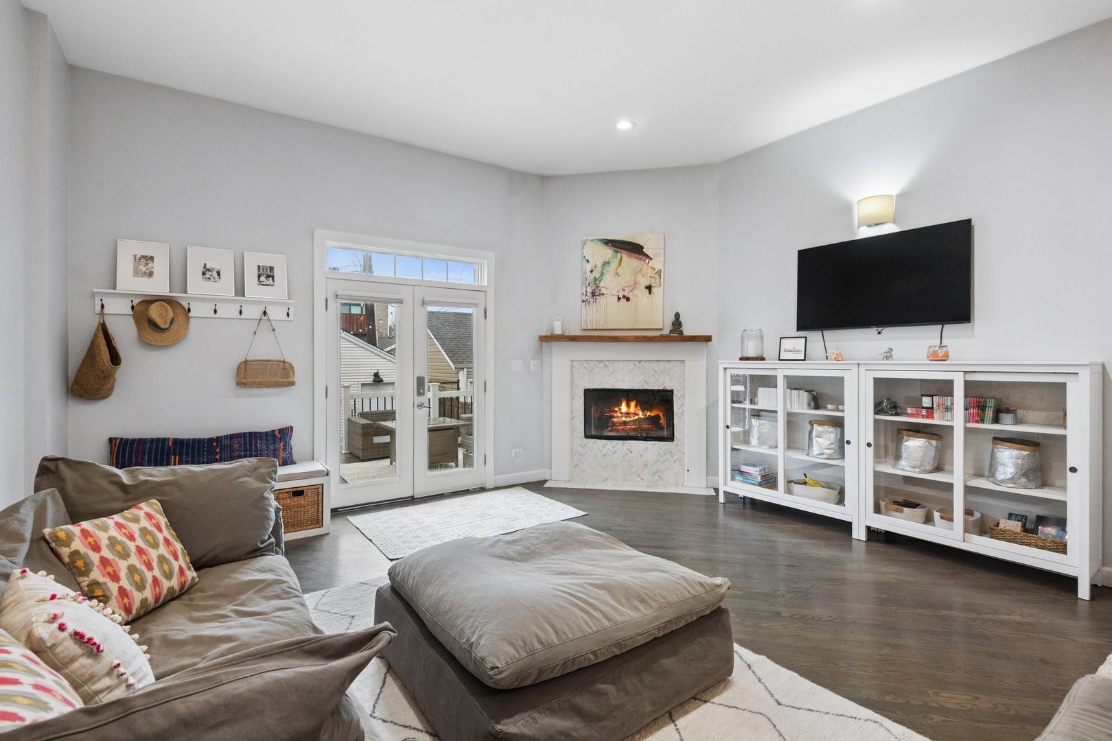 1803 N Fairfield Avenue