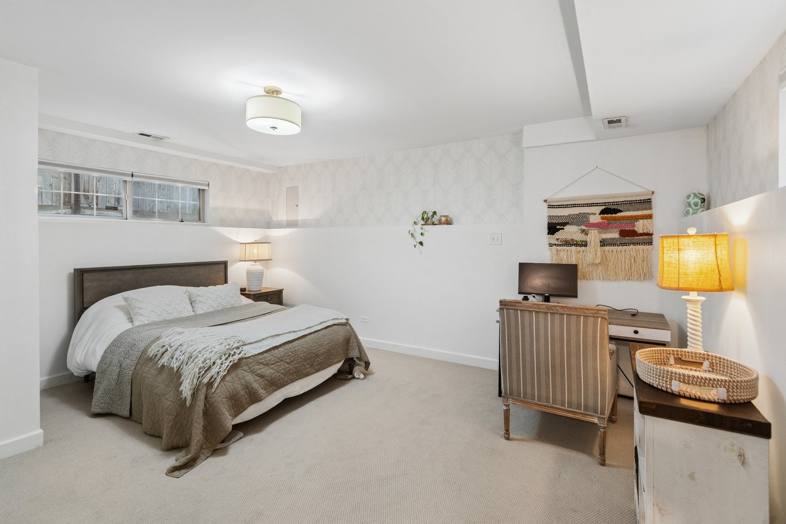 1803 N Fairfield Avenue