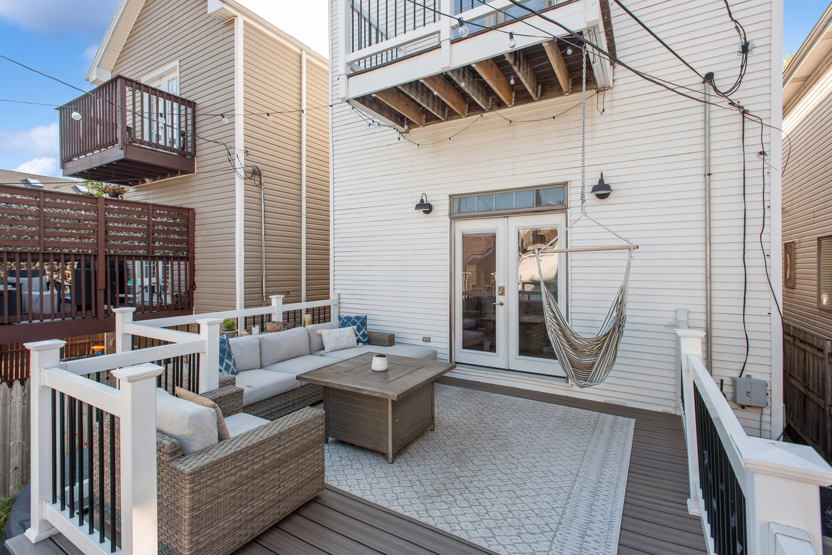 1803 N Fairfield Avenue