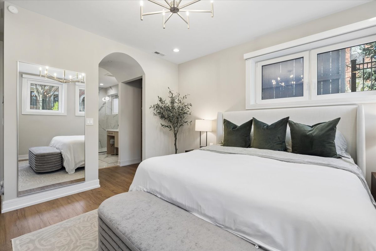 2640 N Bosworth Avenue Unit: 1N