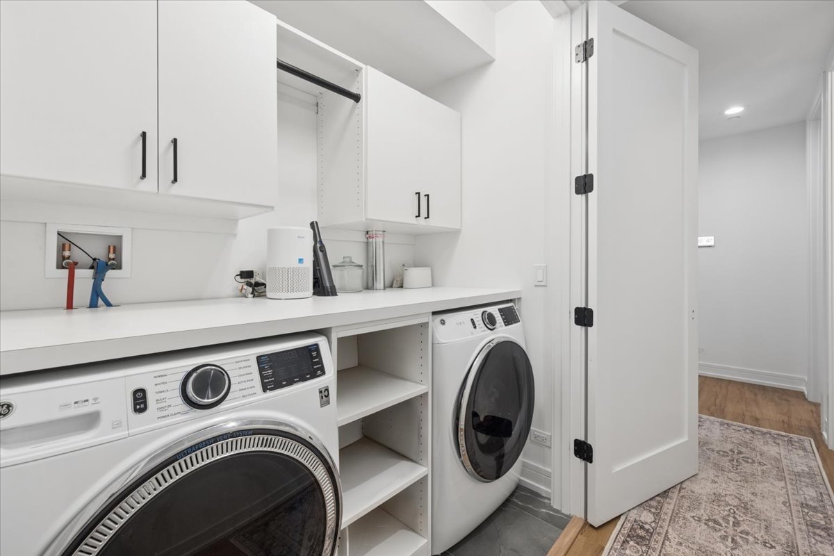 2640 N Bosworth Avenue Unit: 1N