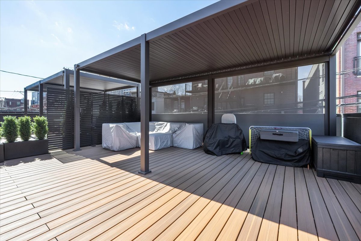 2640 N Bosworth Avenue Unit: 1N