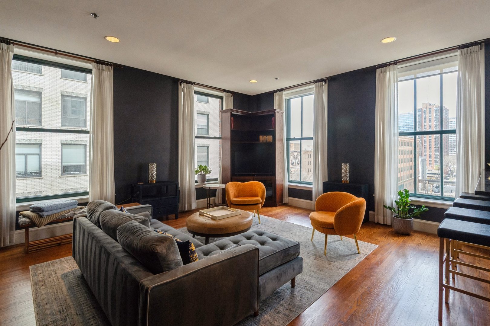 888 S Michigan Avenue Unit: 603