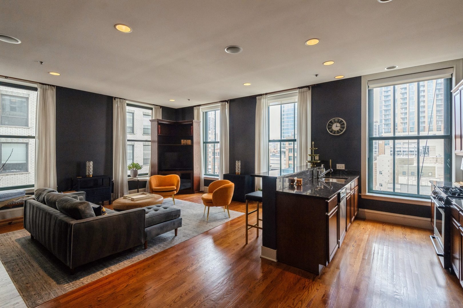 888 S Michigan Avenue Unit: 603