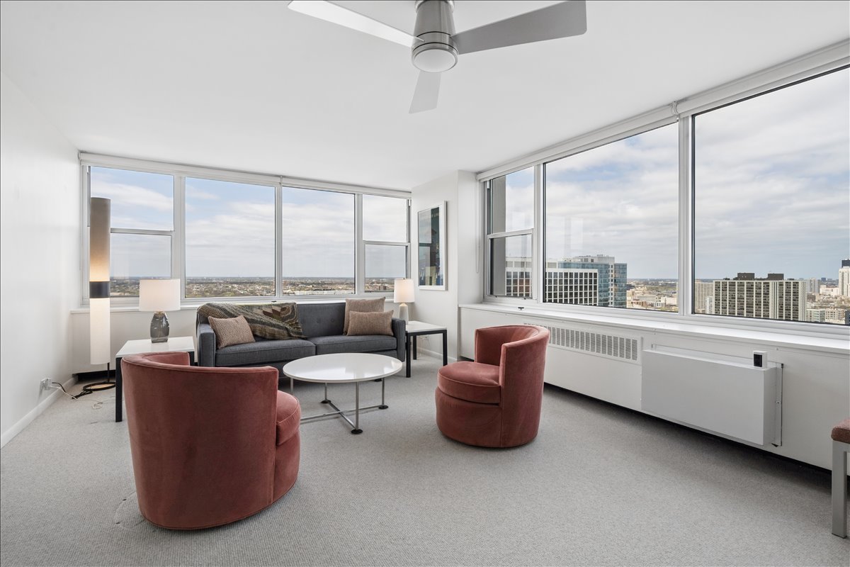 4250 N Marine Drive Unit: 2836