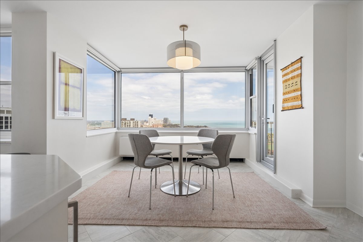 4250 N Marine Drive Unit: 2836