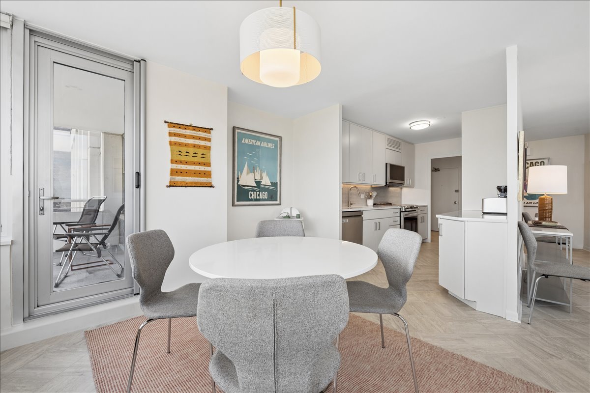 4250 N Marine Drive Unit: 2836