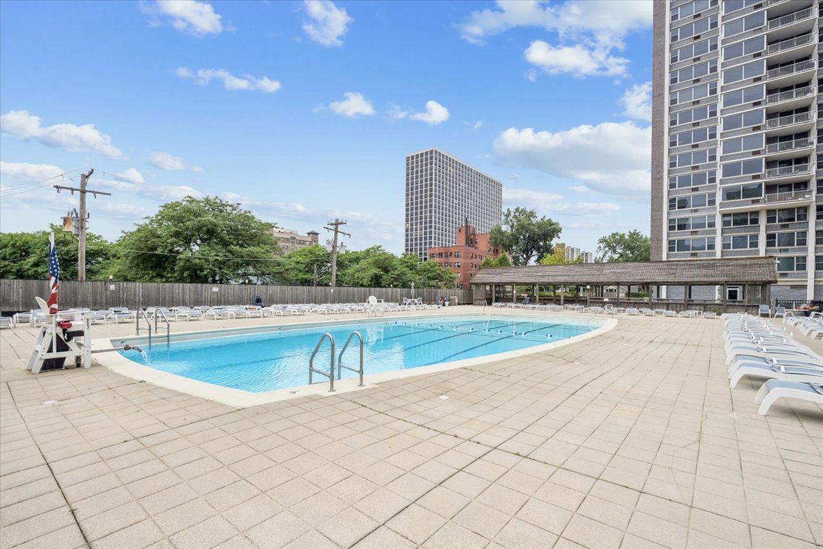 4250 N Marine Drive Unit: 2836