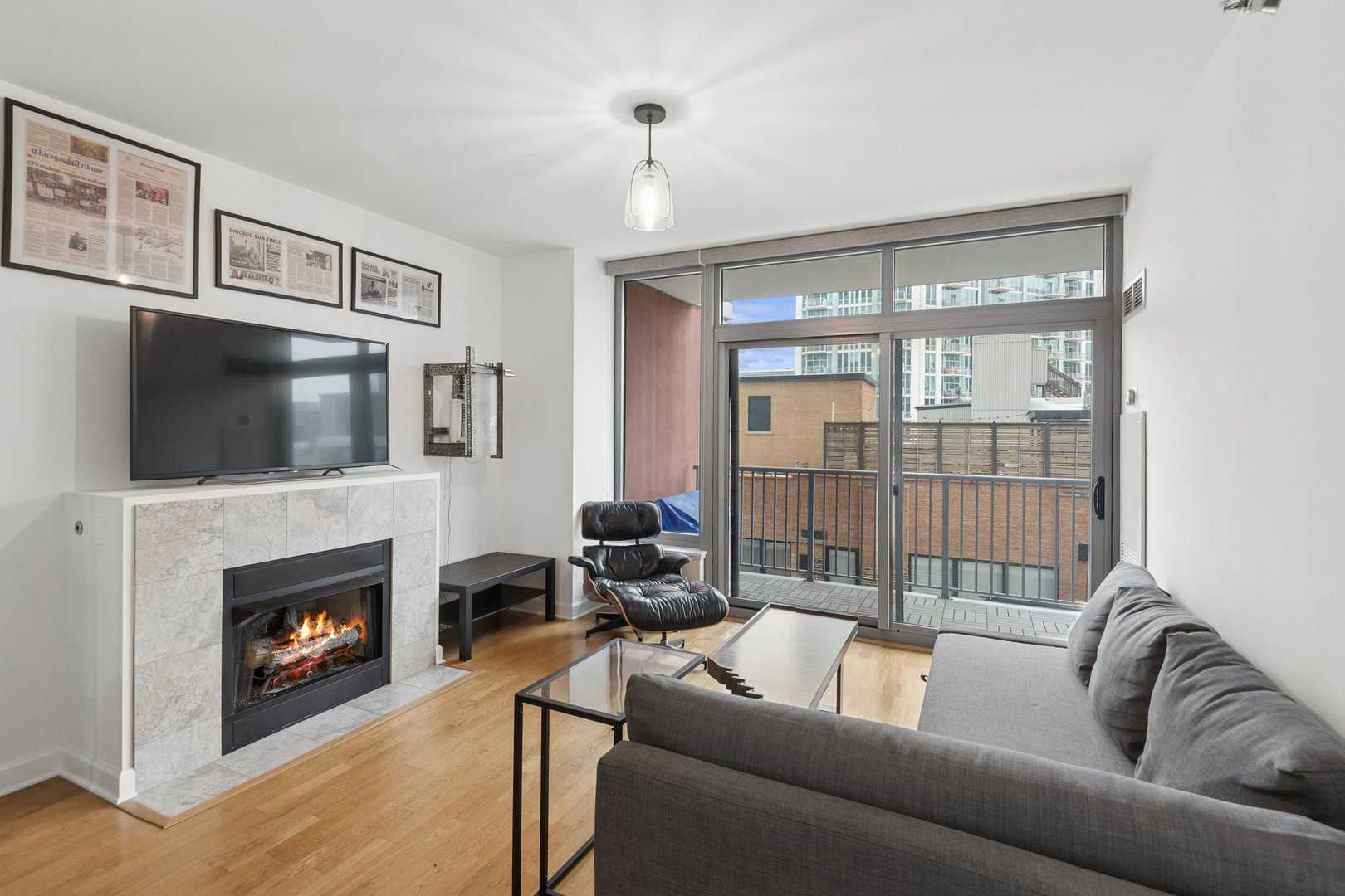 1600 S PRAIRIE Avenue Unit: 705