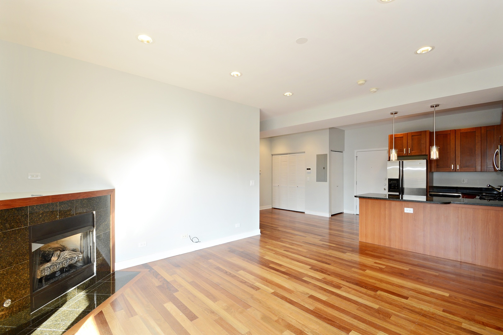 1611 N Bell Avenue Unit 7