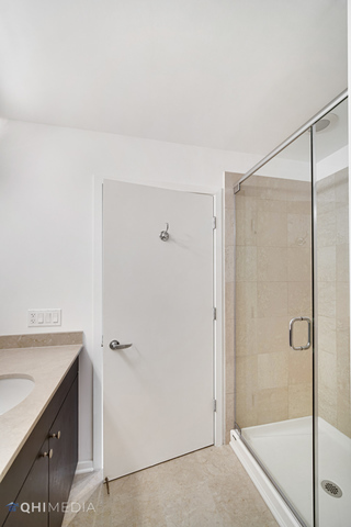 123 S GREEN Street Unit: 1107B