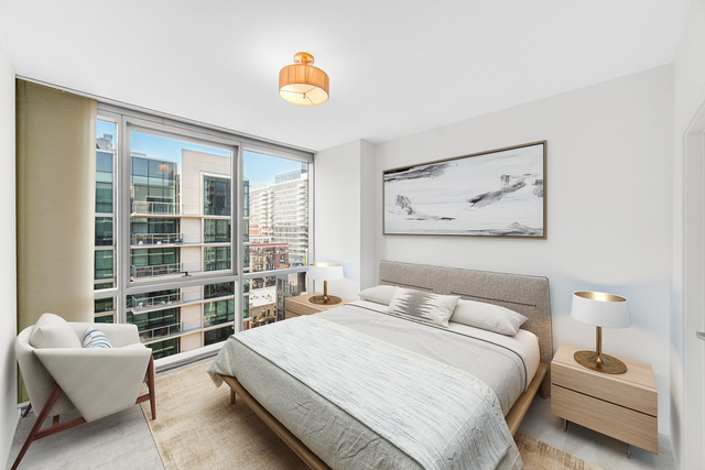 123 S GREEN Street Unit: 1107B