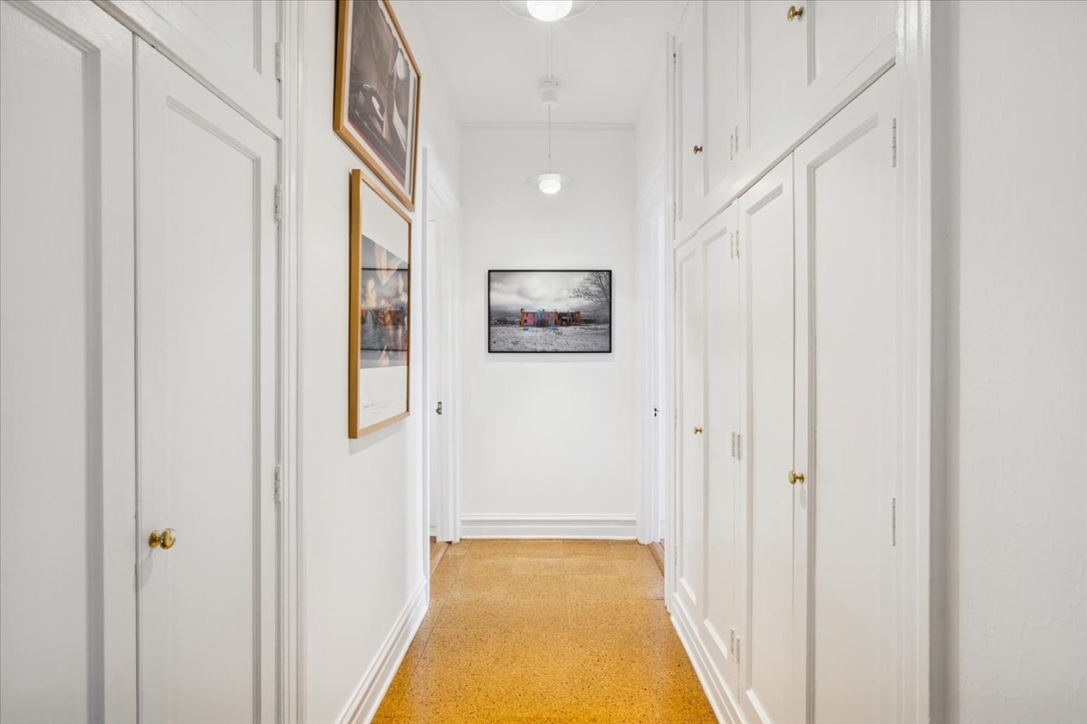 707 W JUNIOR Terrace Unit: 10