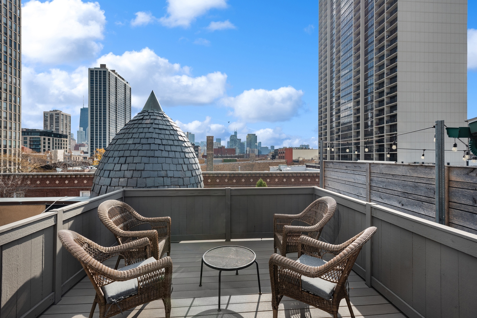 168 W Eugenie Street
