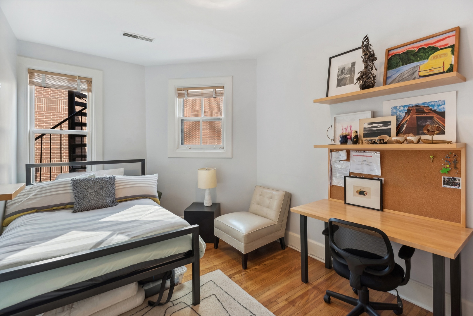 168 W Eugenie Street