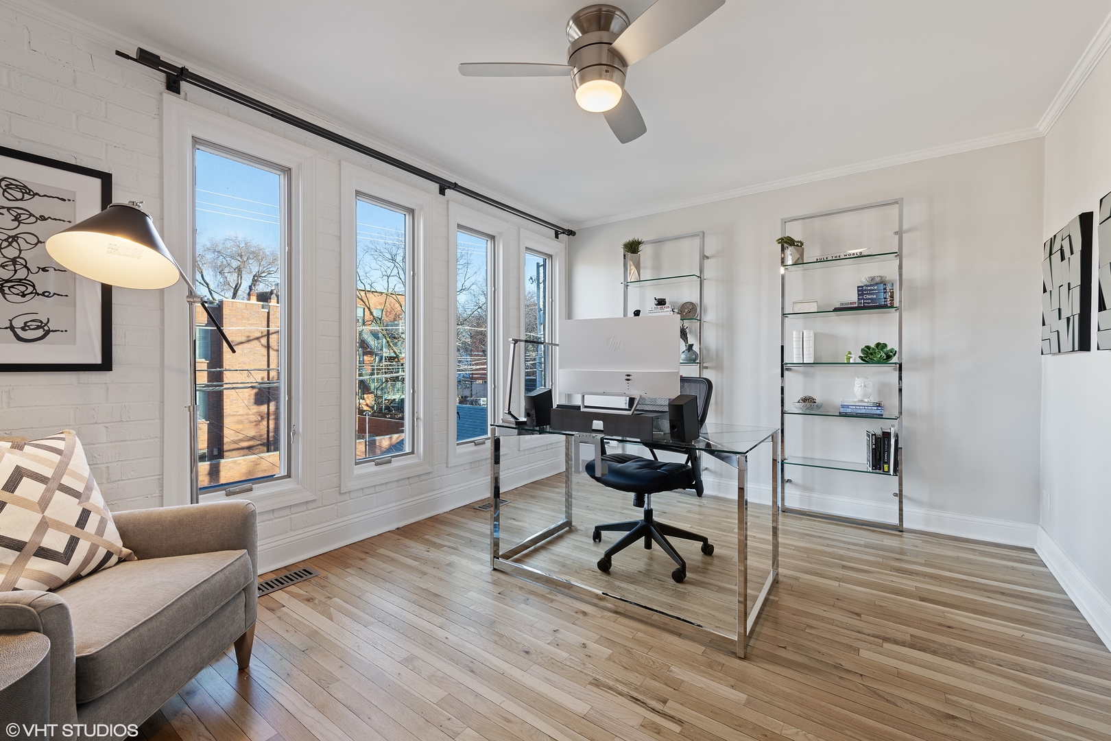 1909 N Larrabee Street Unit: B