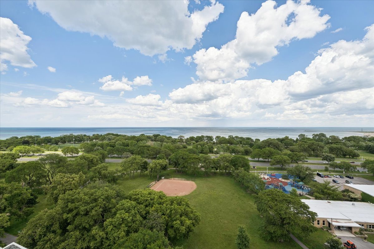 4950 N Marine Drive Unit: 1401