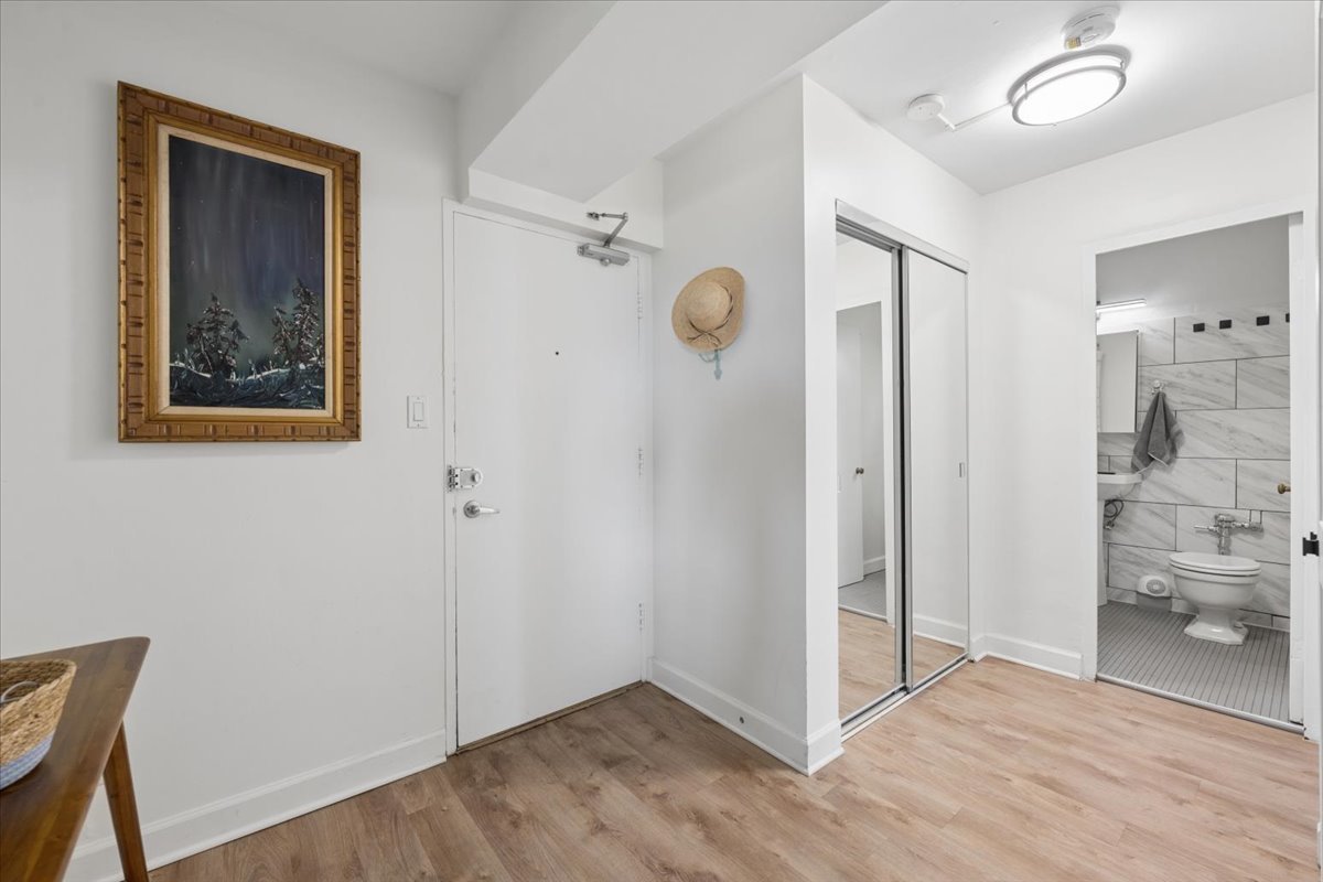4950 N Marine Drive Unit: 1401