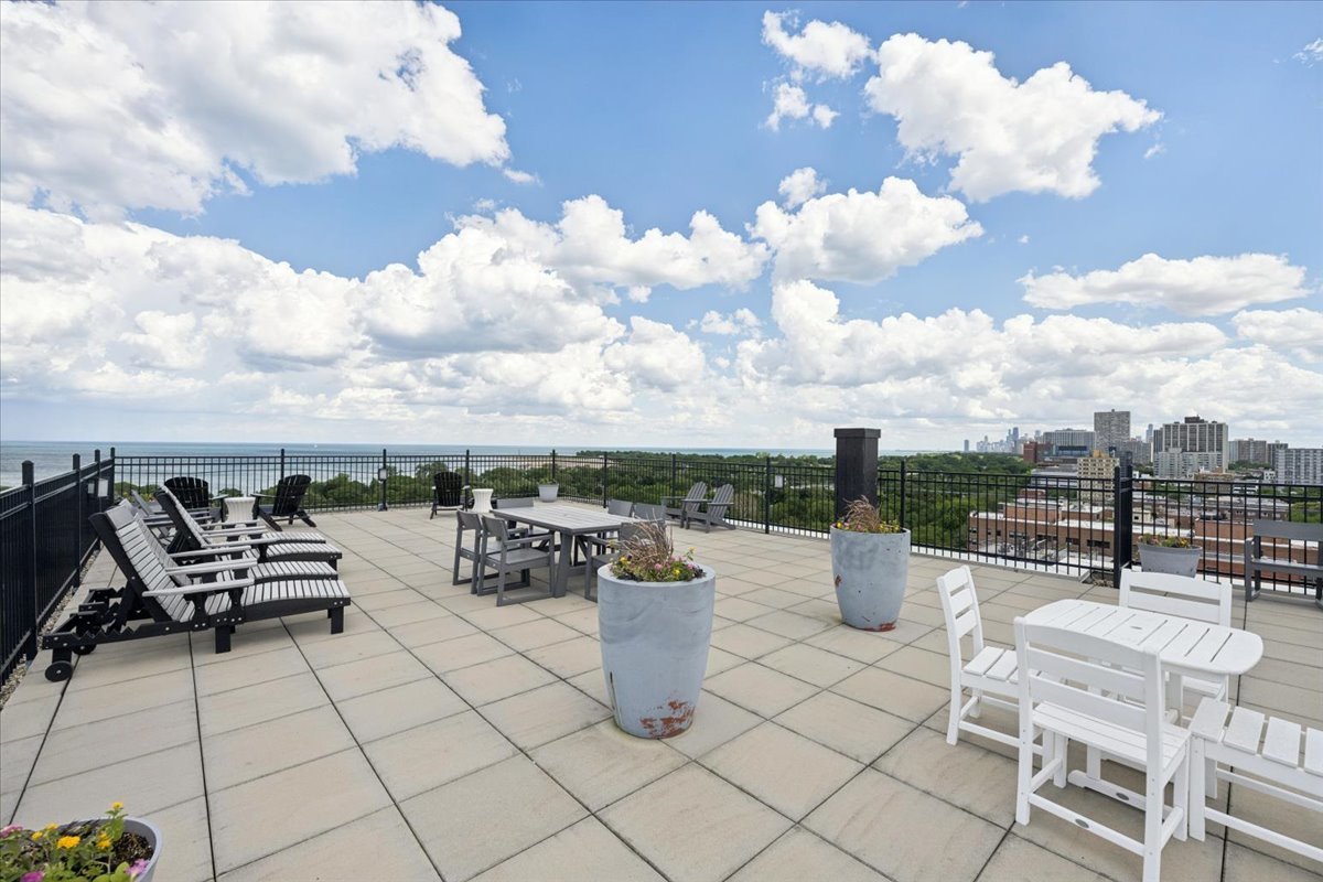 4950 N Marine Drive Unit: 1401