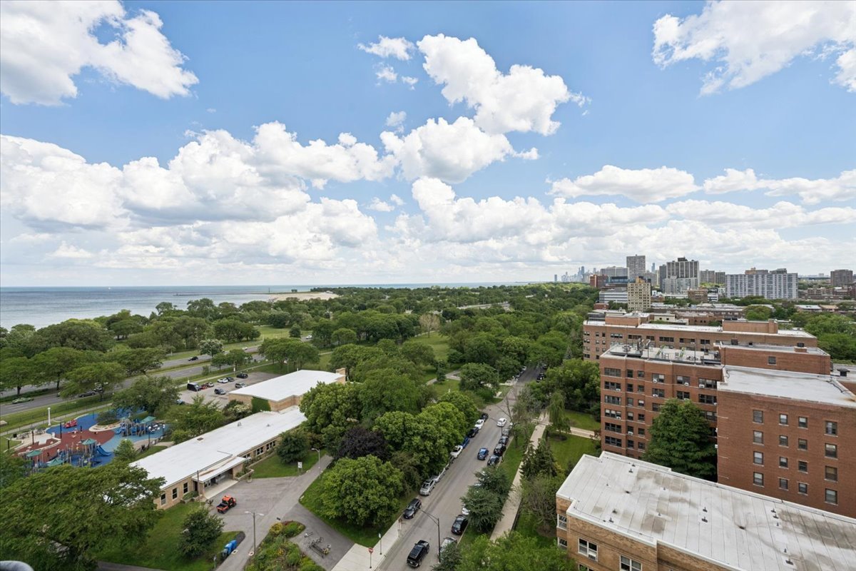 4950 N Marine Drive Unit: 1401