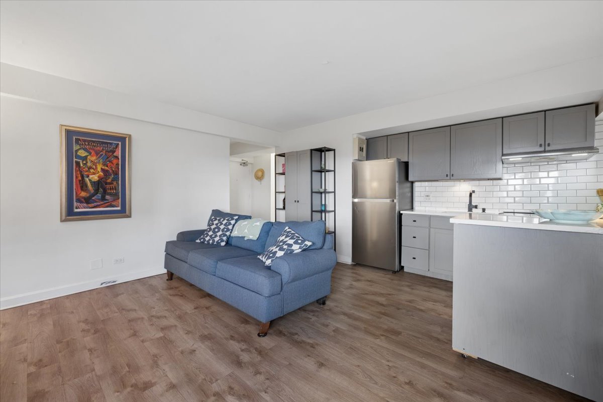 4950 N Marine Drive Unit: 1401
